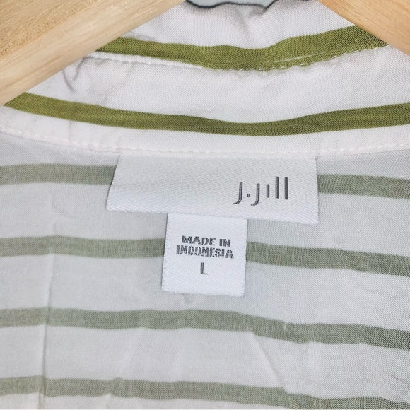 J. Jill Striped 100% Rayon Button Down Long Sleeves Shirt Top Blouse Large - Picture 2 of 4